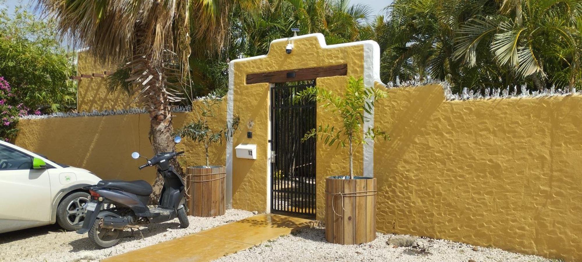 The Dive Hut - Boutique Apartments Kralendijk  Exterior photo