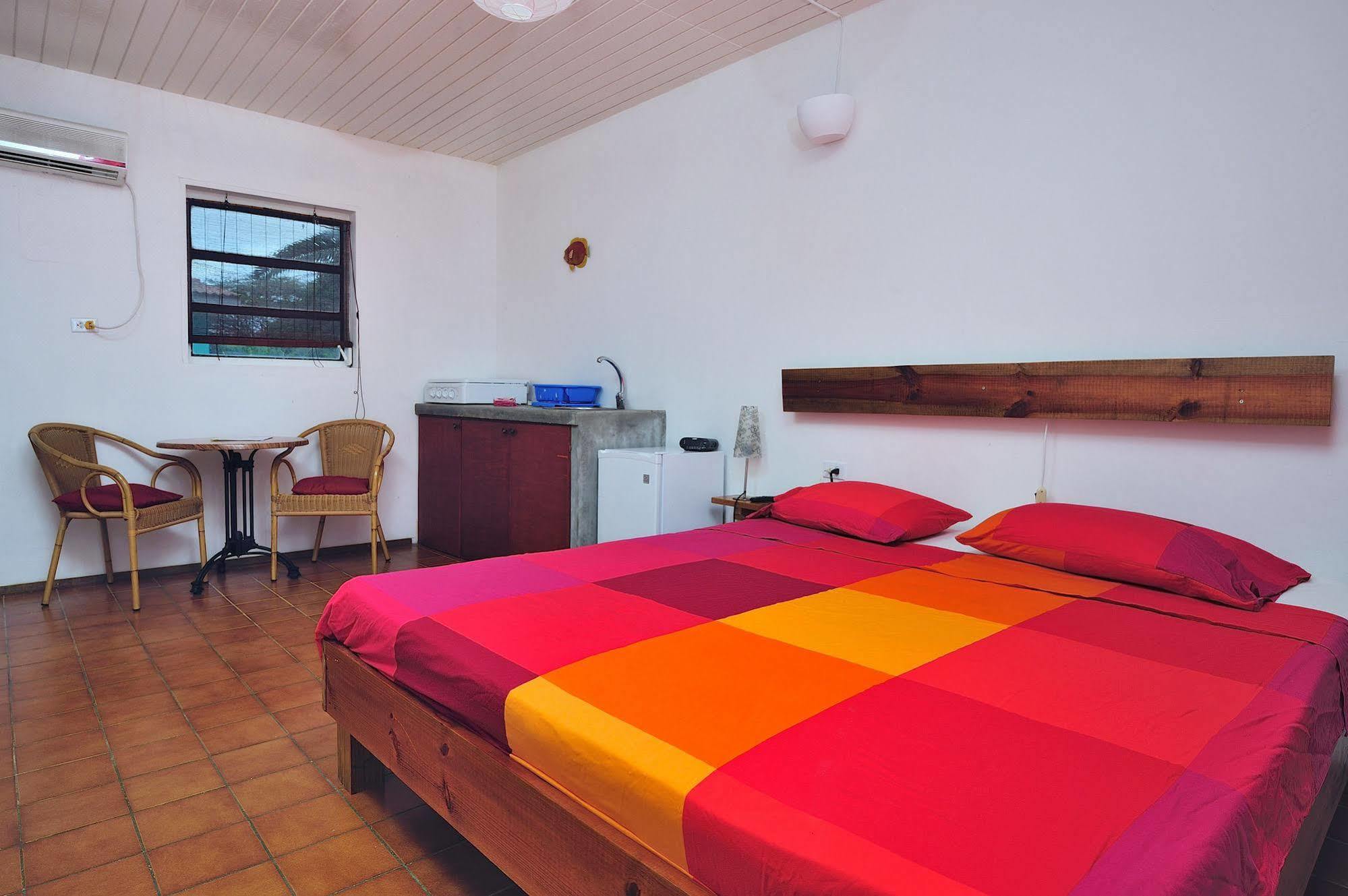 The Dive Hut - Boutique Apartments Kralendijk  Exterior photo